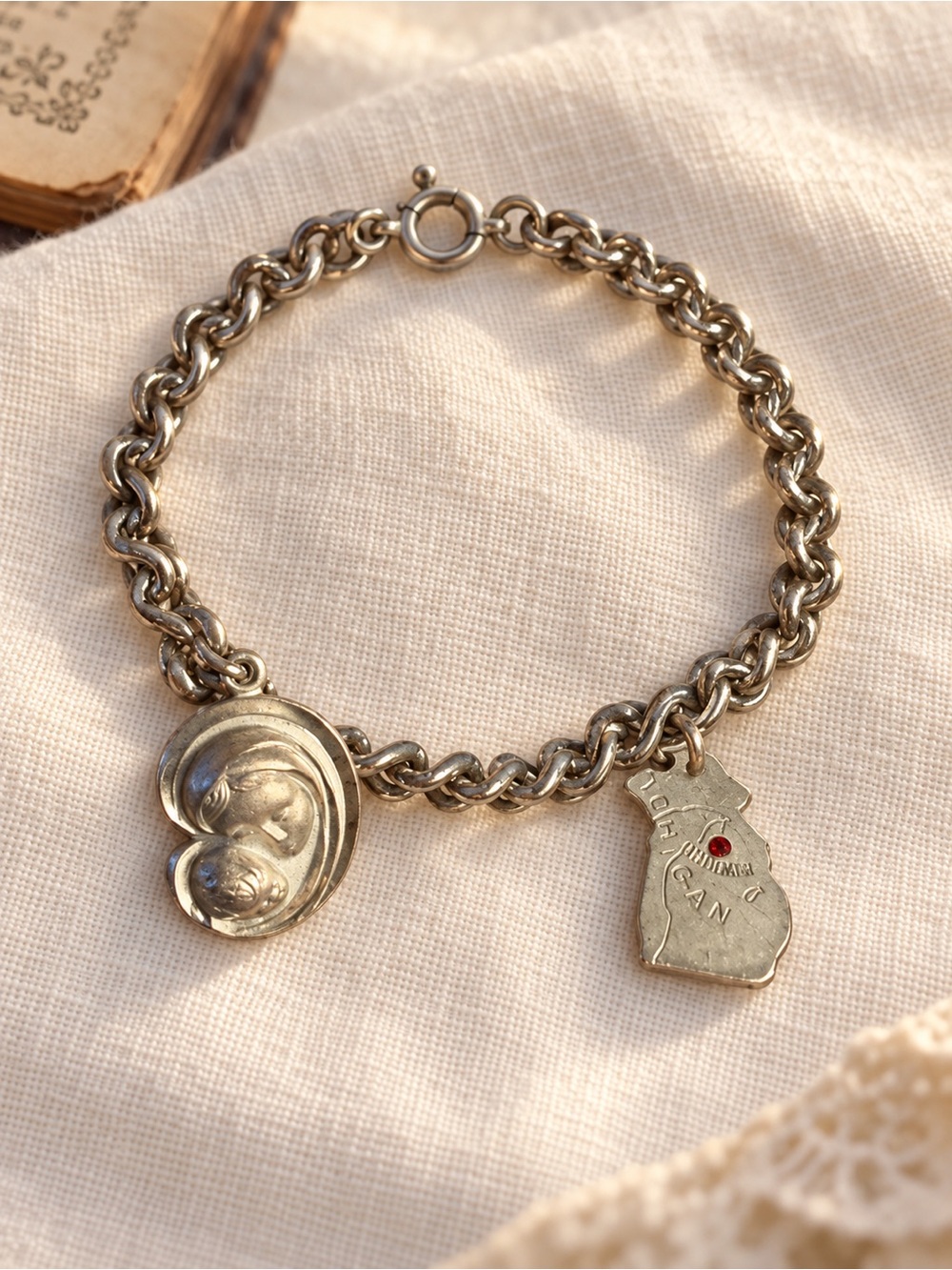 Vintage Catholic Shrine Indian River Michigan Madonna Child Charm Bracelet